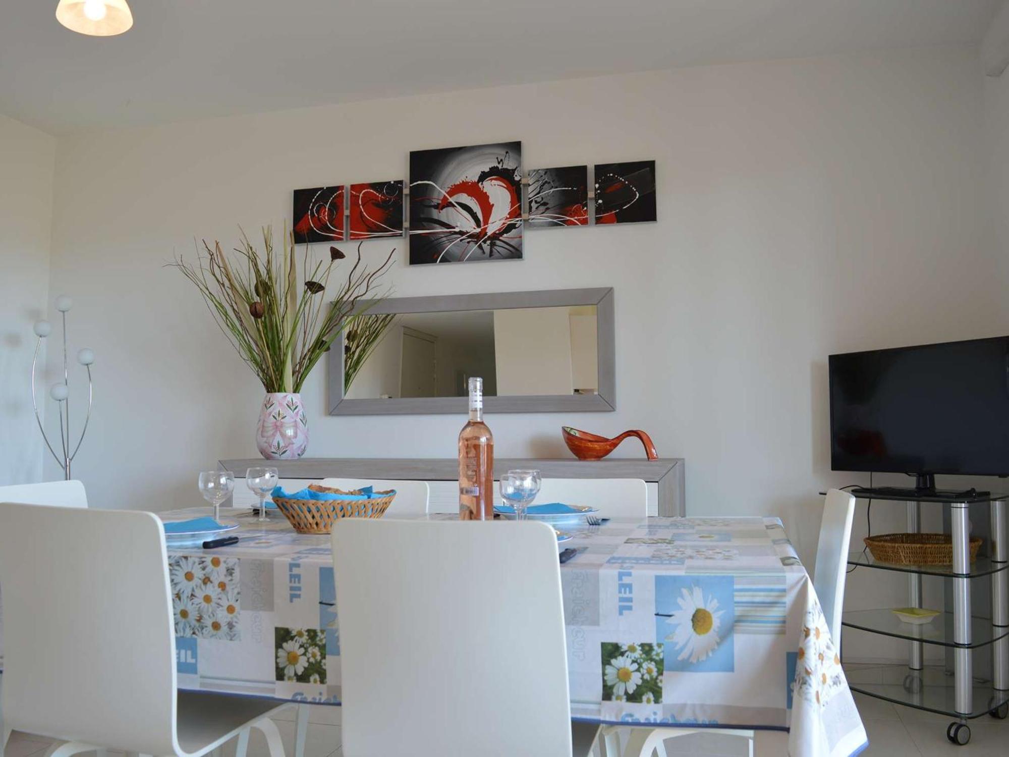 Spacieux 3 Pieces Avec Terrasse, Piscine Et Garage, A 2 Pas De La Plage - Saint Raphael - Fr-1-226A-274 Exterior foto